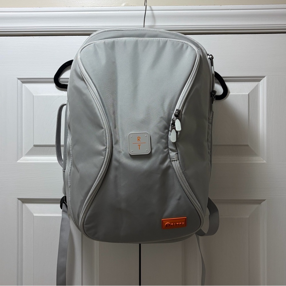Stitch Golf - Day Traveller Backpack